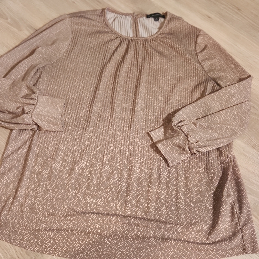 Adrianna Papell Tan Polka Dot Blouse
